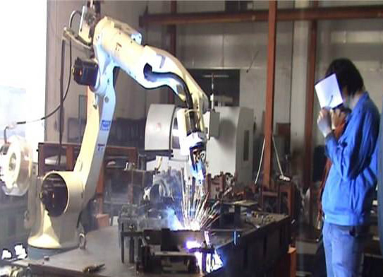 维修OTC焊接机器人